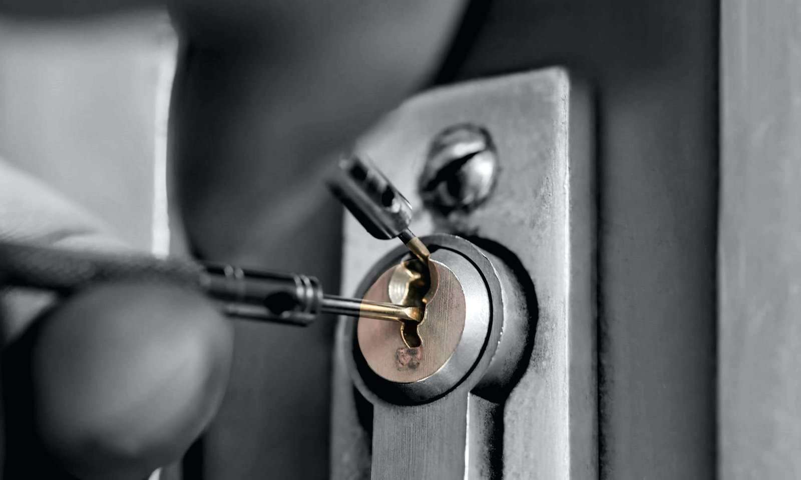 What Services Can You Expect From a Locksmith Company? - Somnusthera